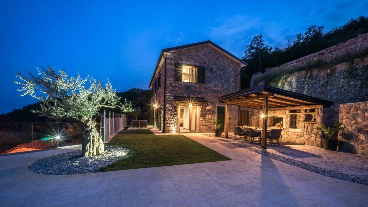 Villa Visum Poljane Exteriör bild