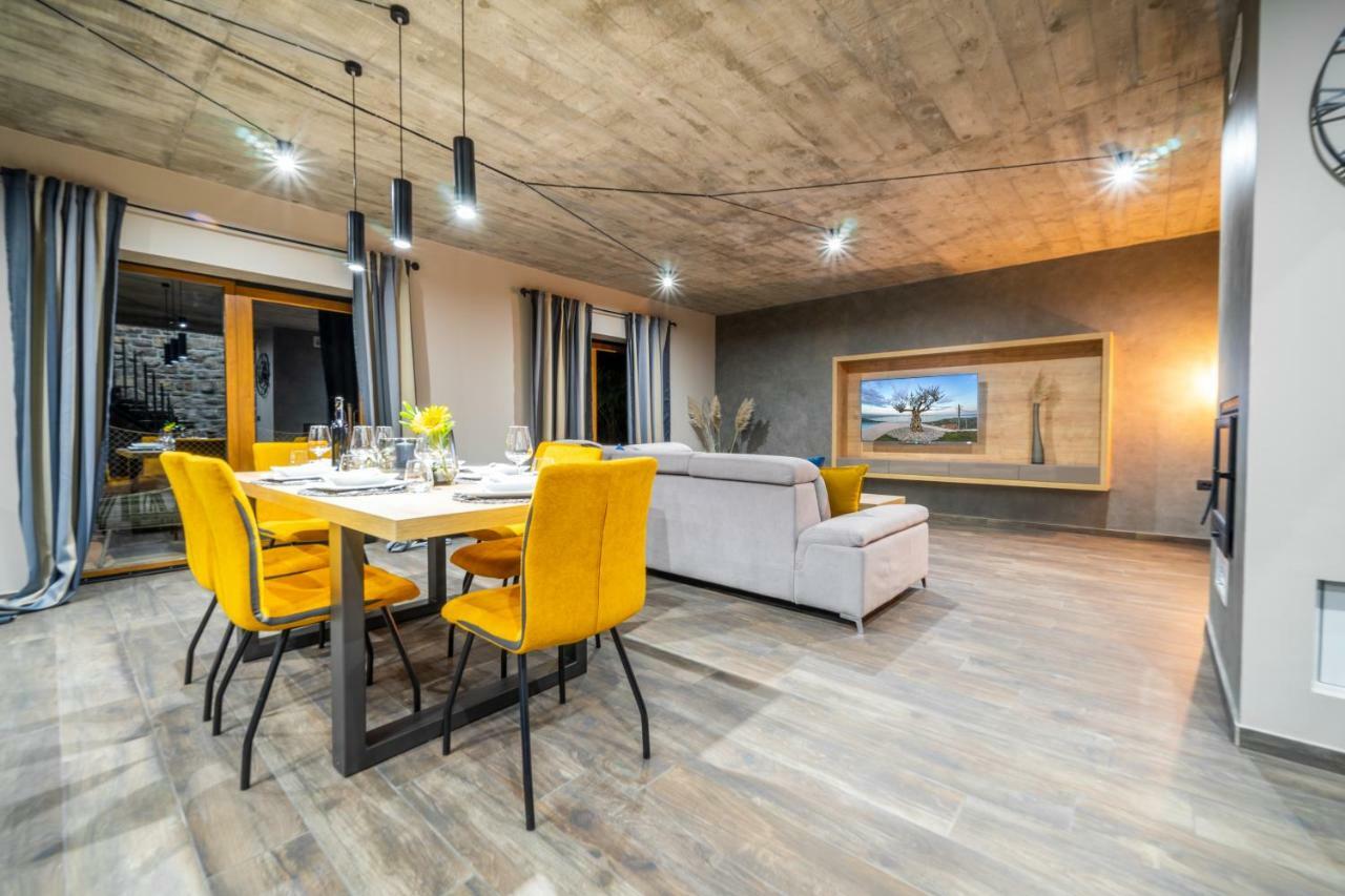 Villa Visum Poljane Exteriör bild